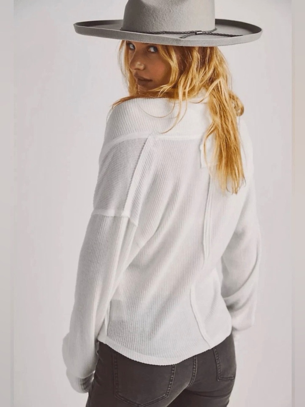 FREE PEOPLE WE THE FREE HOLD ME CLOSE PULLOVER SWEATER - Picture 3 of 11